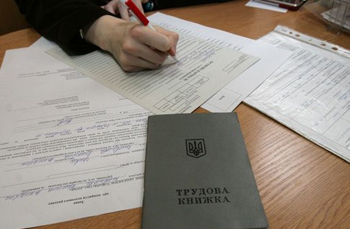 Мигрантов обяжут представлять документ, свидетельствующий о владении базовым уровнем русского языка.
